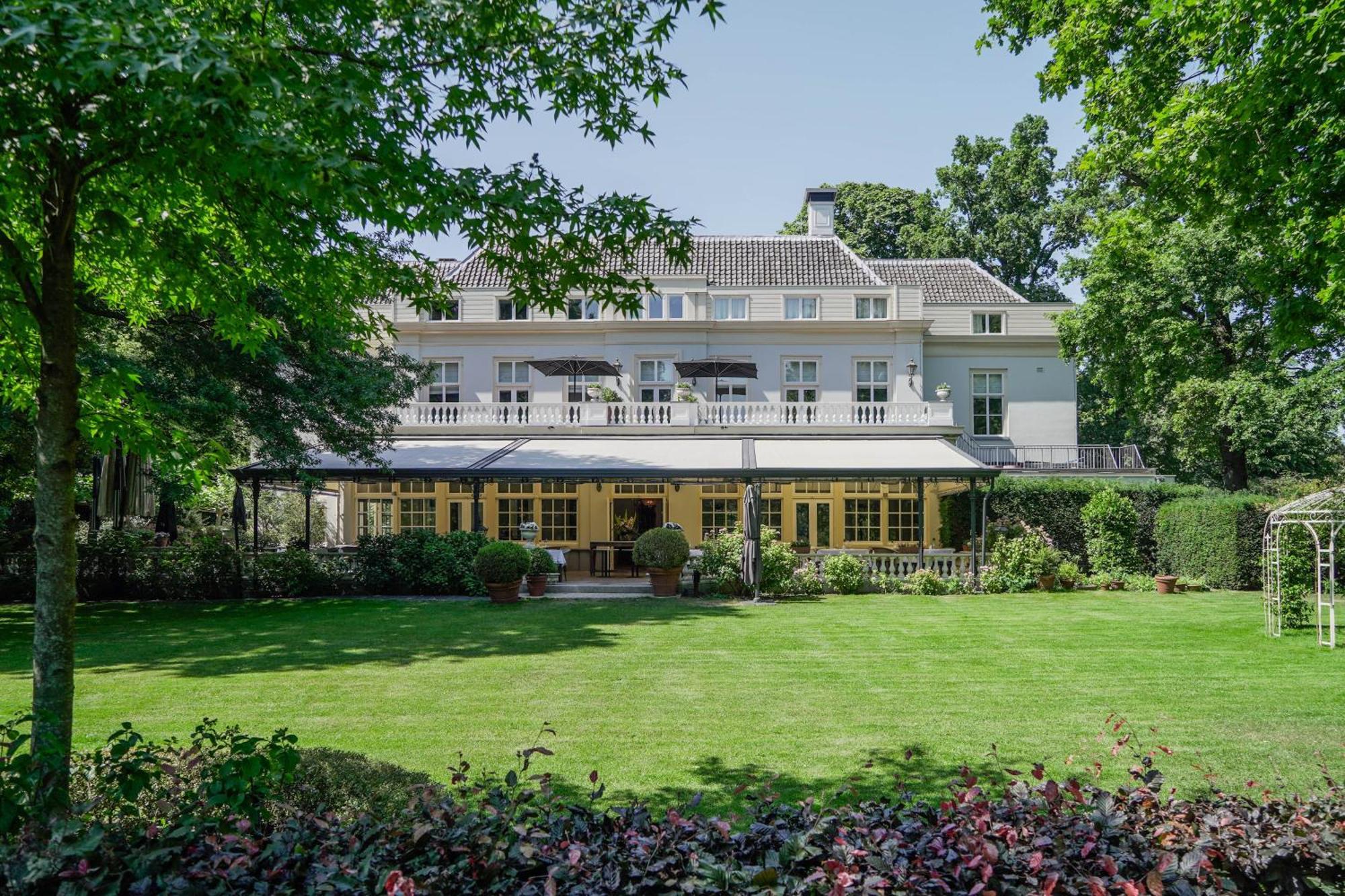 Central Park Voorburg - Relais & Chateaux Bagian luar foto