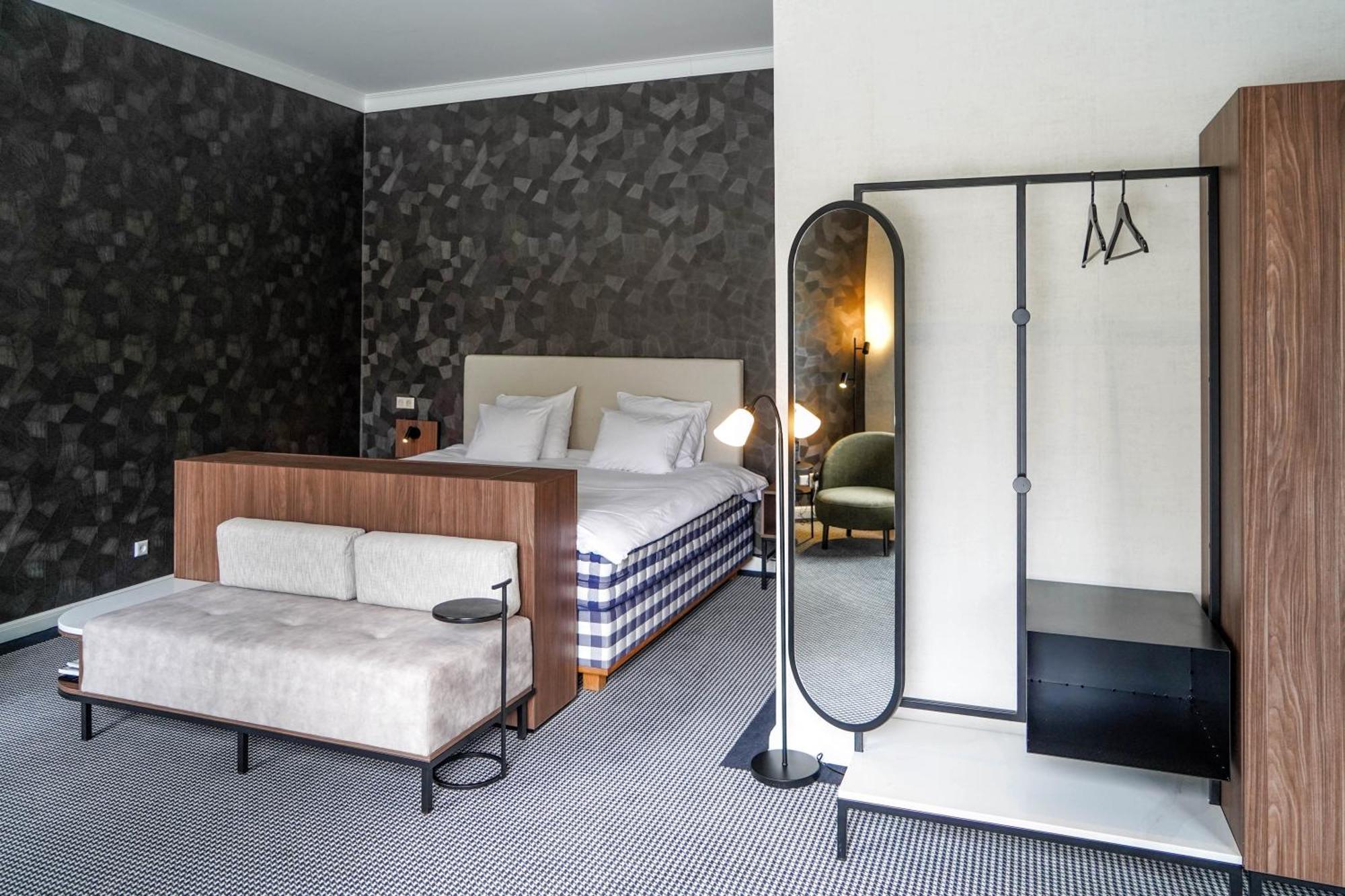 Central Park Voorburg - Relais & Chateaux Bagian luar foto